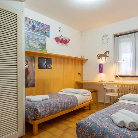 Apartment Parrocchiale: Mountain View With Private Garden Barzio