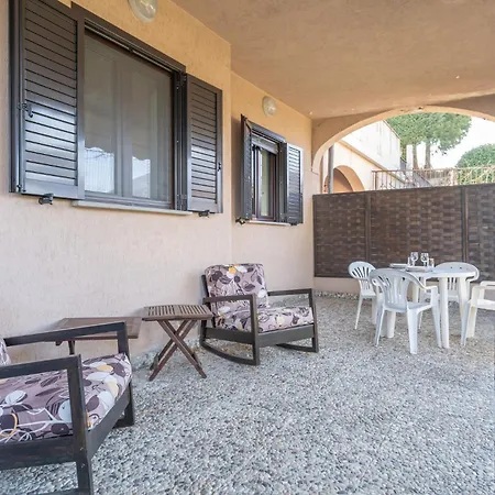 Il Giardino Di Via Parrocchiale