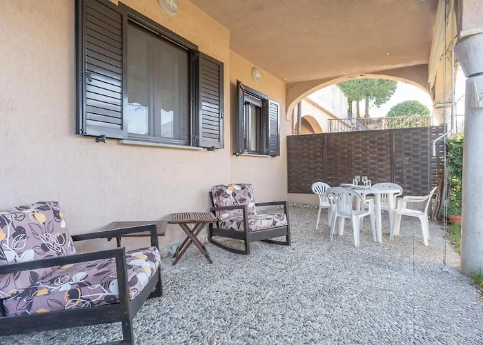 Il Giardino Di Via Parrocchiale